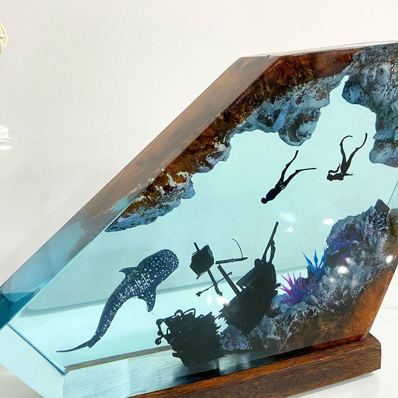 BEST SELLER❗❗Whale shark and Couple Diver Night Light