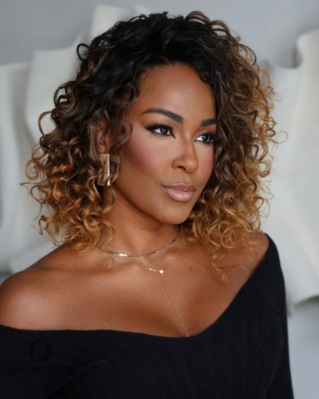 Ombre Golden Blonde Highlight Curly Wig