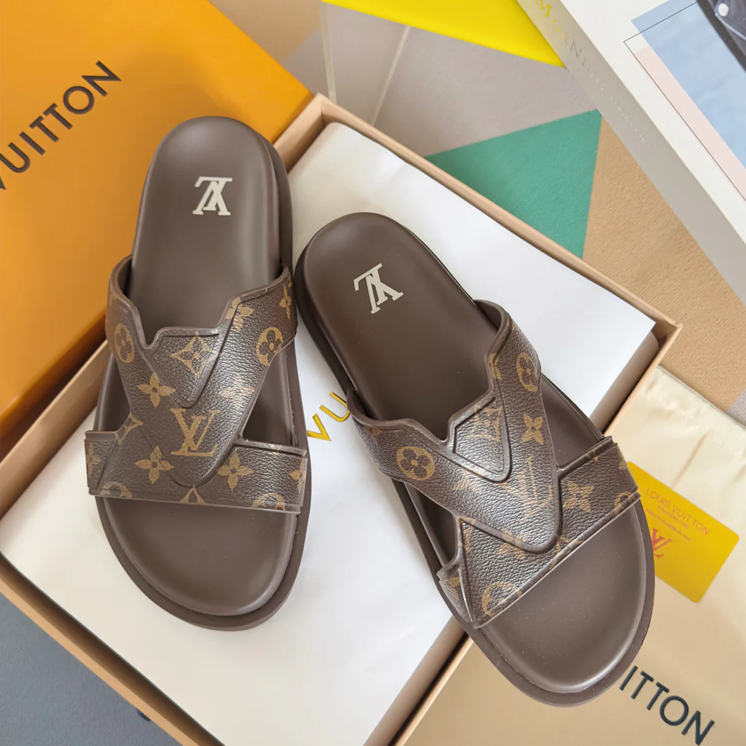 250501 New top-quality, simple and fashionable slippers