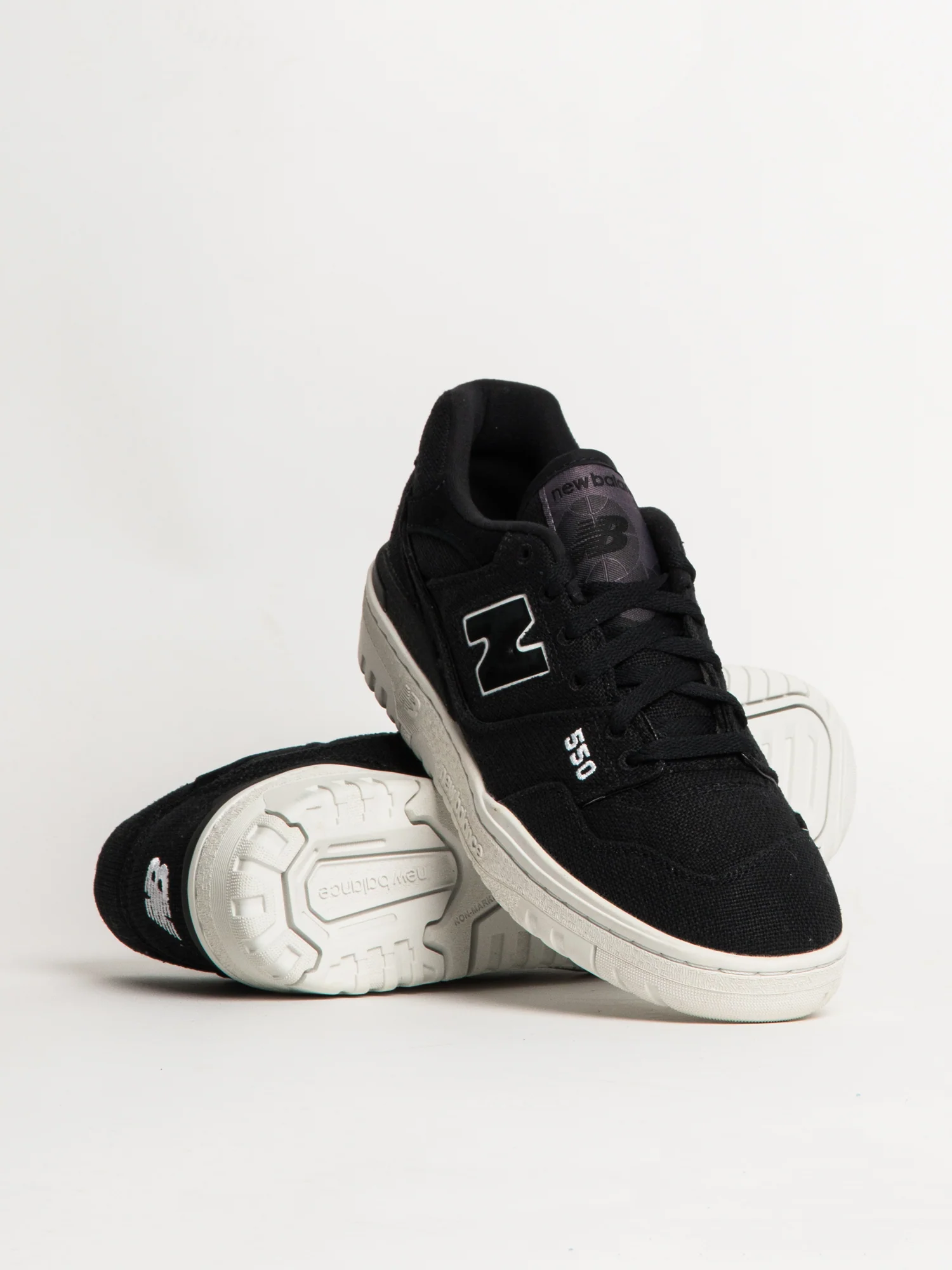 Final inventoryMENS NEW BALANCE THE 550