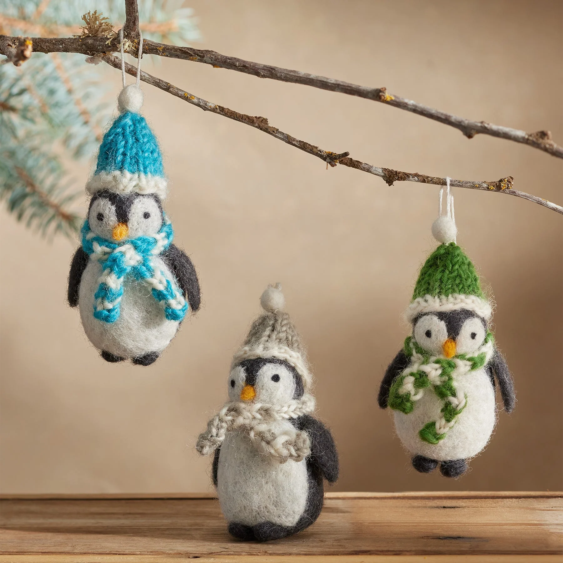 Pom Pom Penguins Ornament Set
