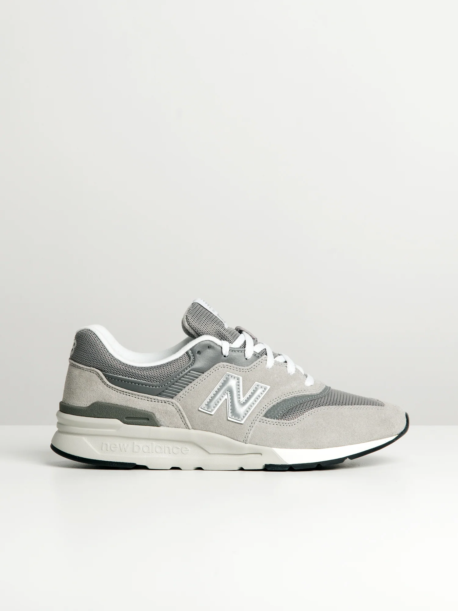 Final inventoryMENS NEW BALANCE THE 997 SNEAKER
