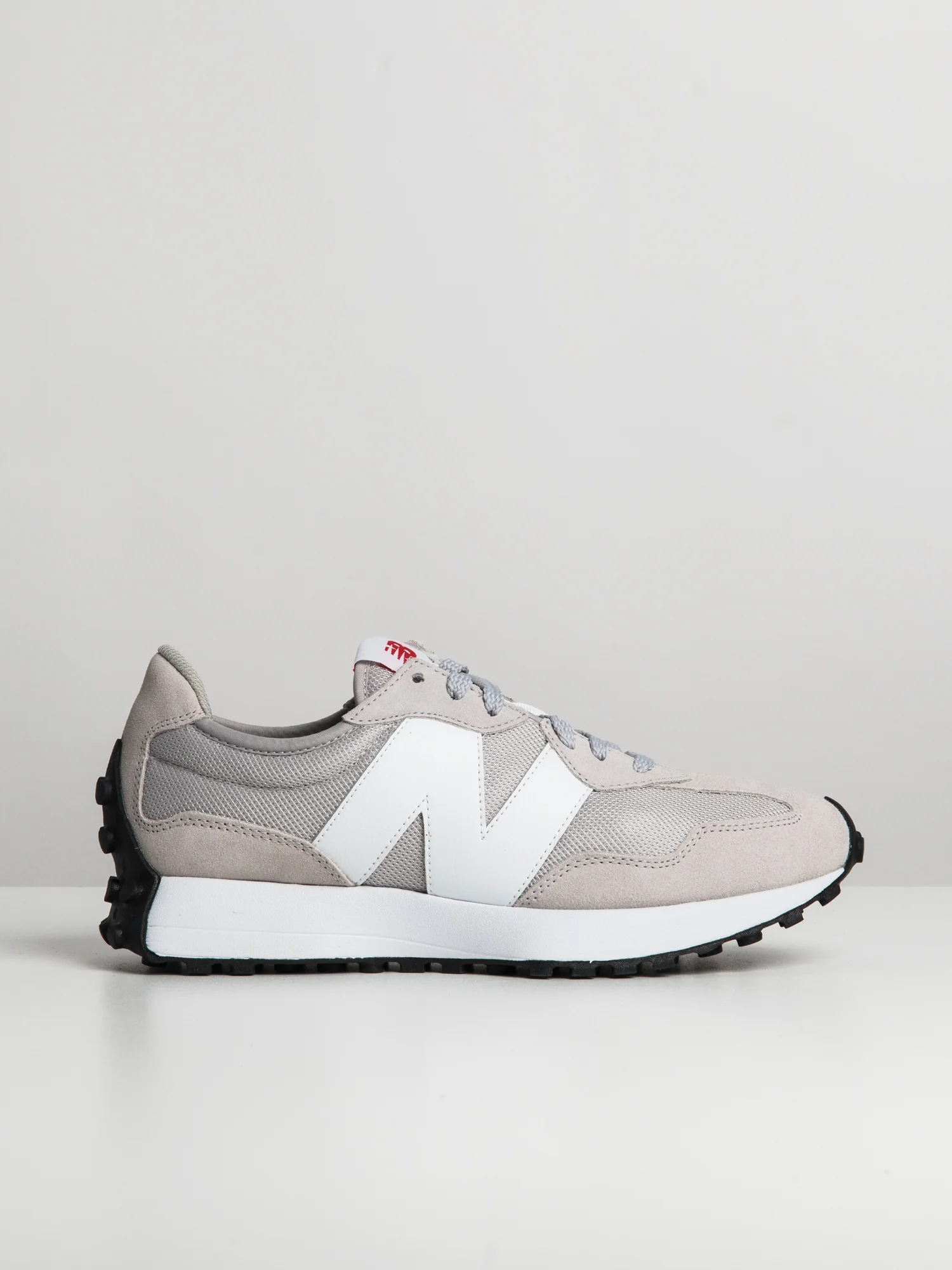 Final inventoryMENS NEW BALANCE THE 327