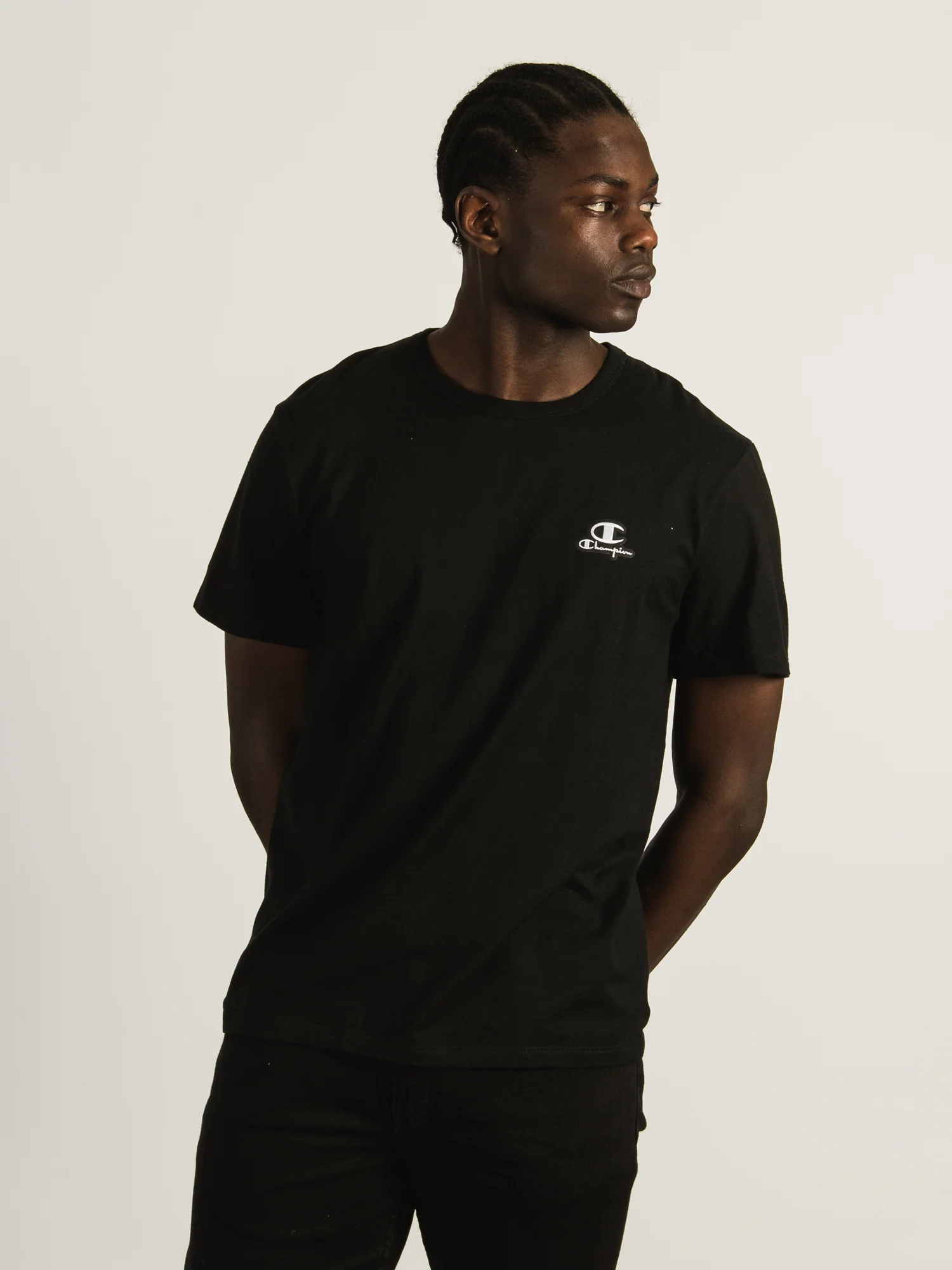 Final inventoryCHAMPION CLASSIC SHORT SLEEVE LEFT CHEST LOGO T-SHIRT