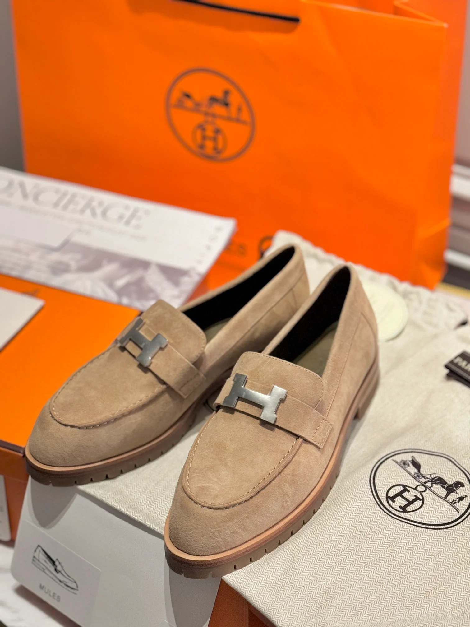 250527 New high-quality classic retro thick-soled loafers