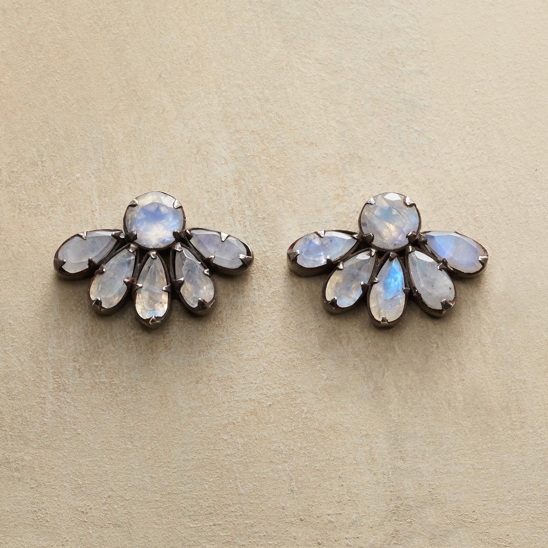 Half Daisy Earrings