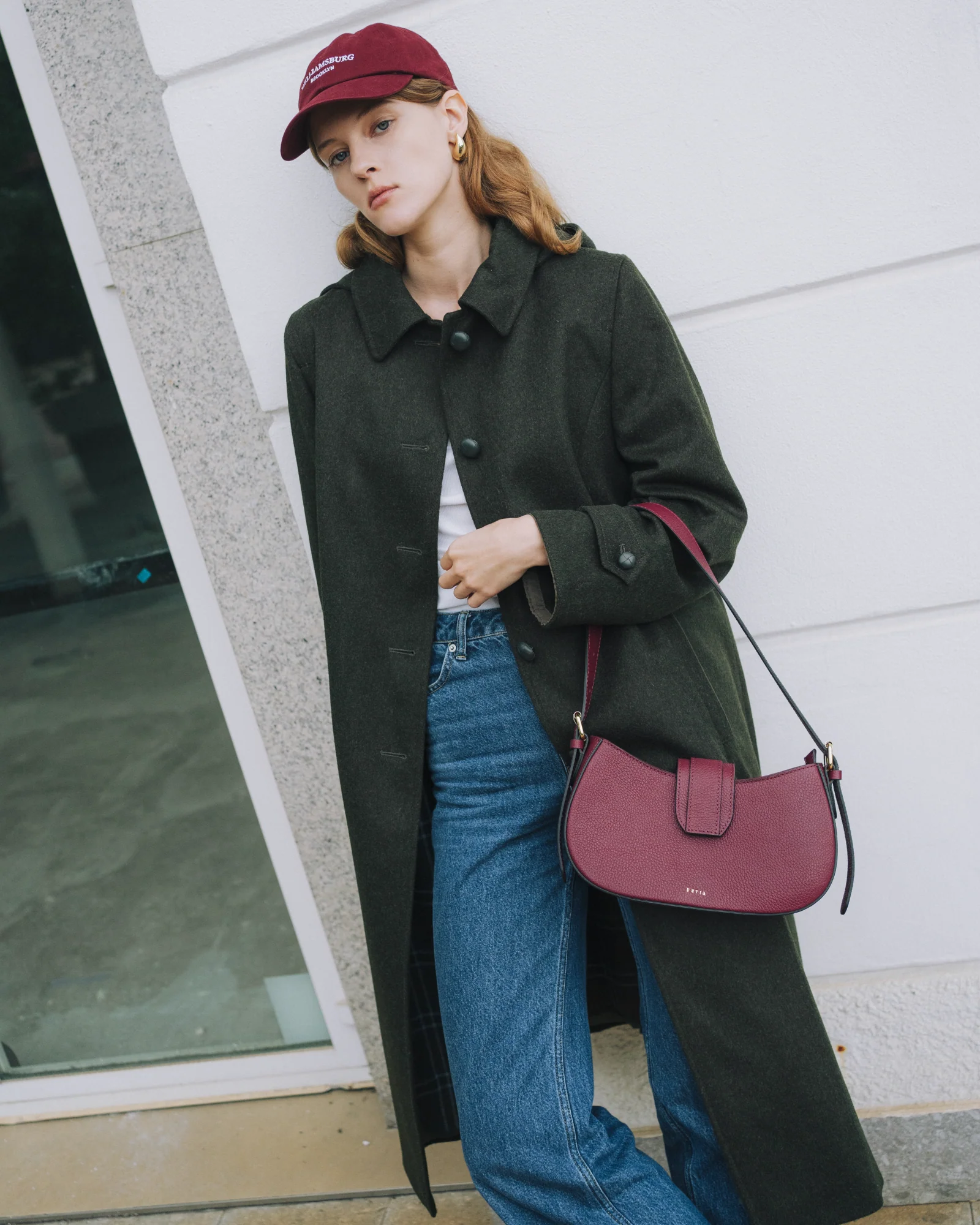 Final inventoryRoma Leather Shoulder Bag