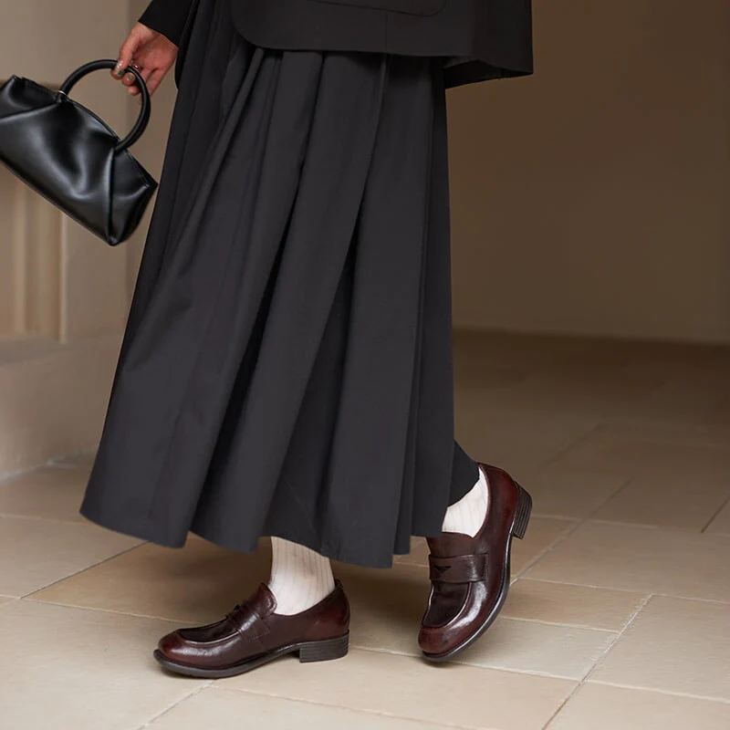 Women's Handmade Vintage Horse Leather Round Toe Slip-On Penny Loafers in Black/Coffee