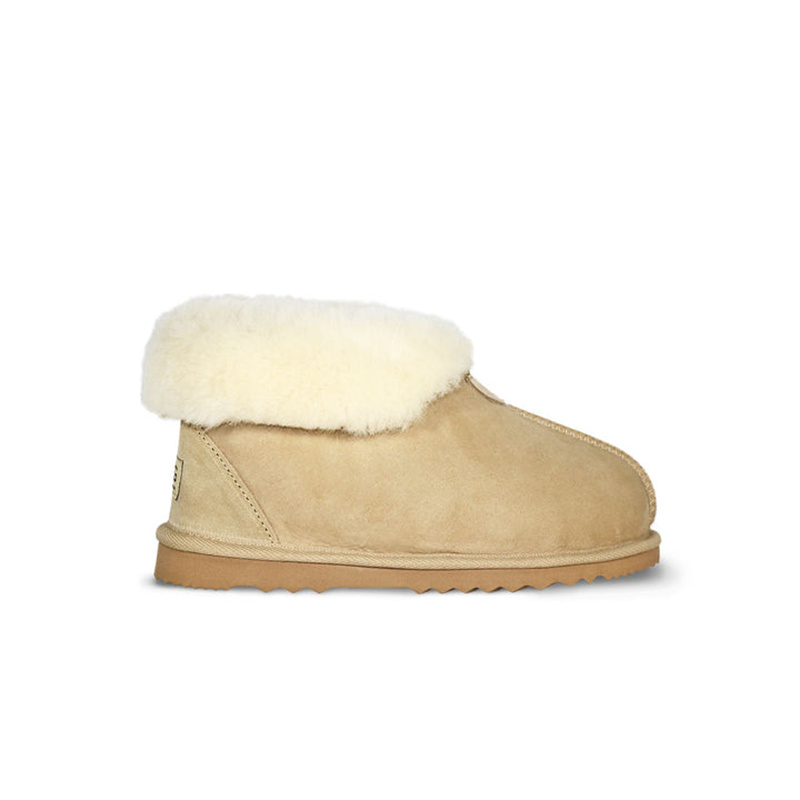 UGG®  Women's Ankle Slipper Natural