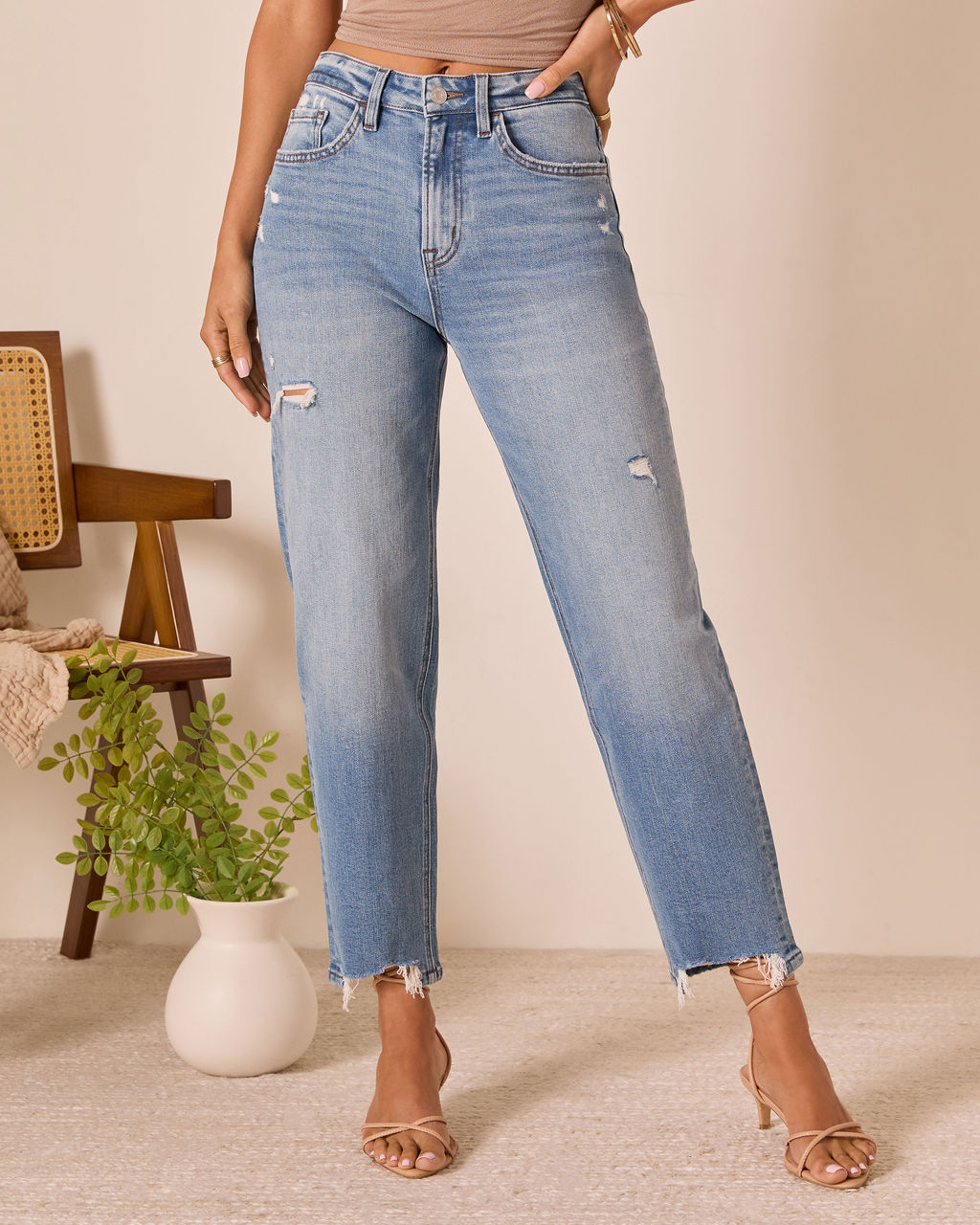 Outlaw Stretch High Rise Barrel Jean