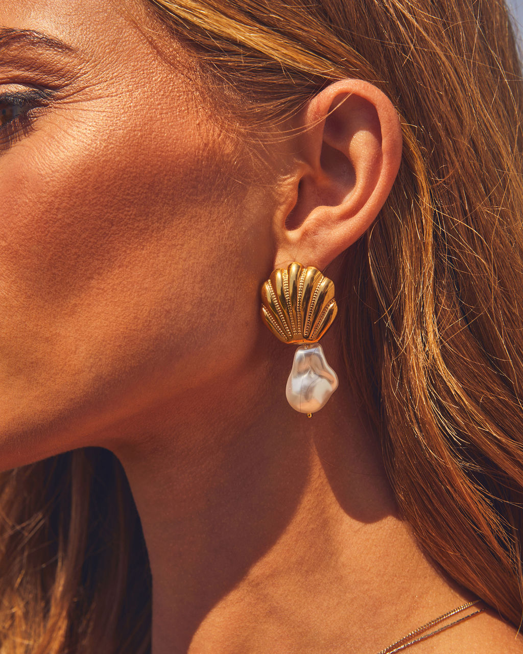 Joyice Drop Shell Earrings