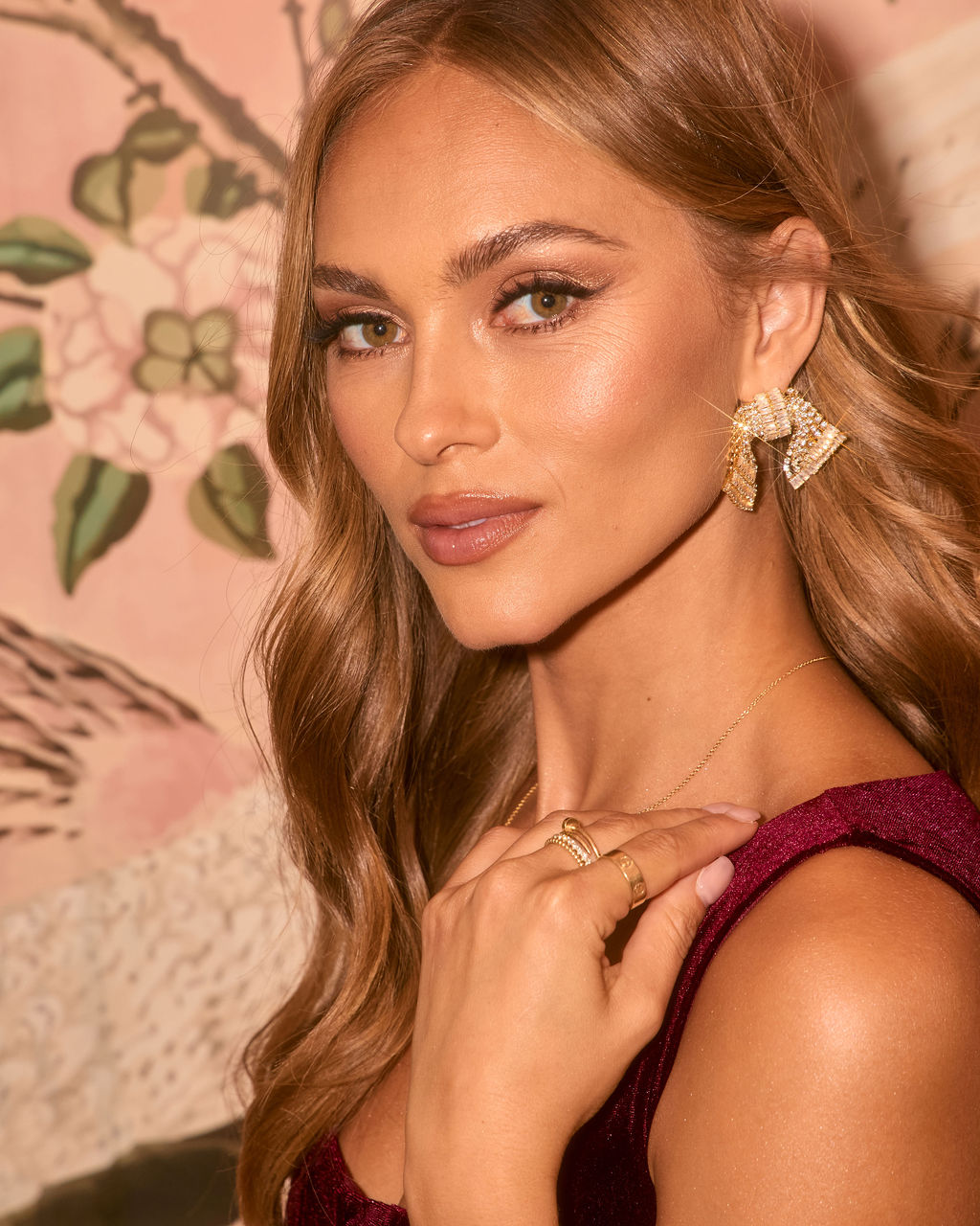 Orelle Rhinestone Bow Stud Earrings