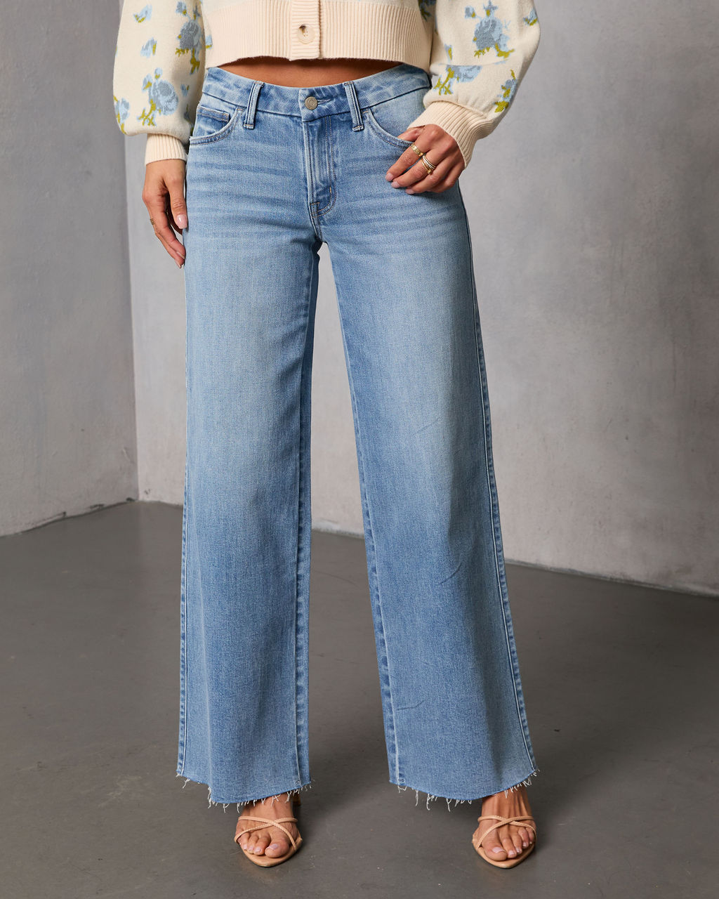 Feldah Stretch Mid Rise Wide Leg Jeans