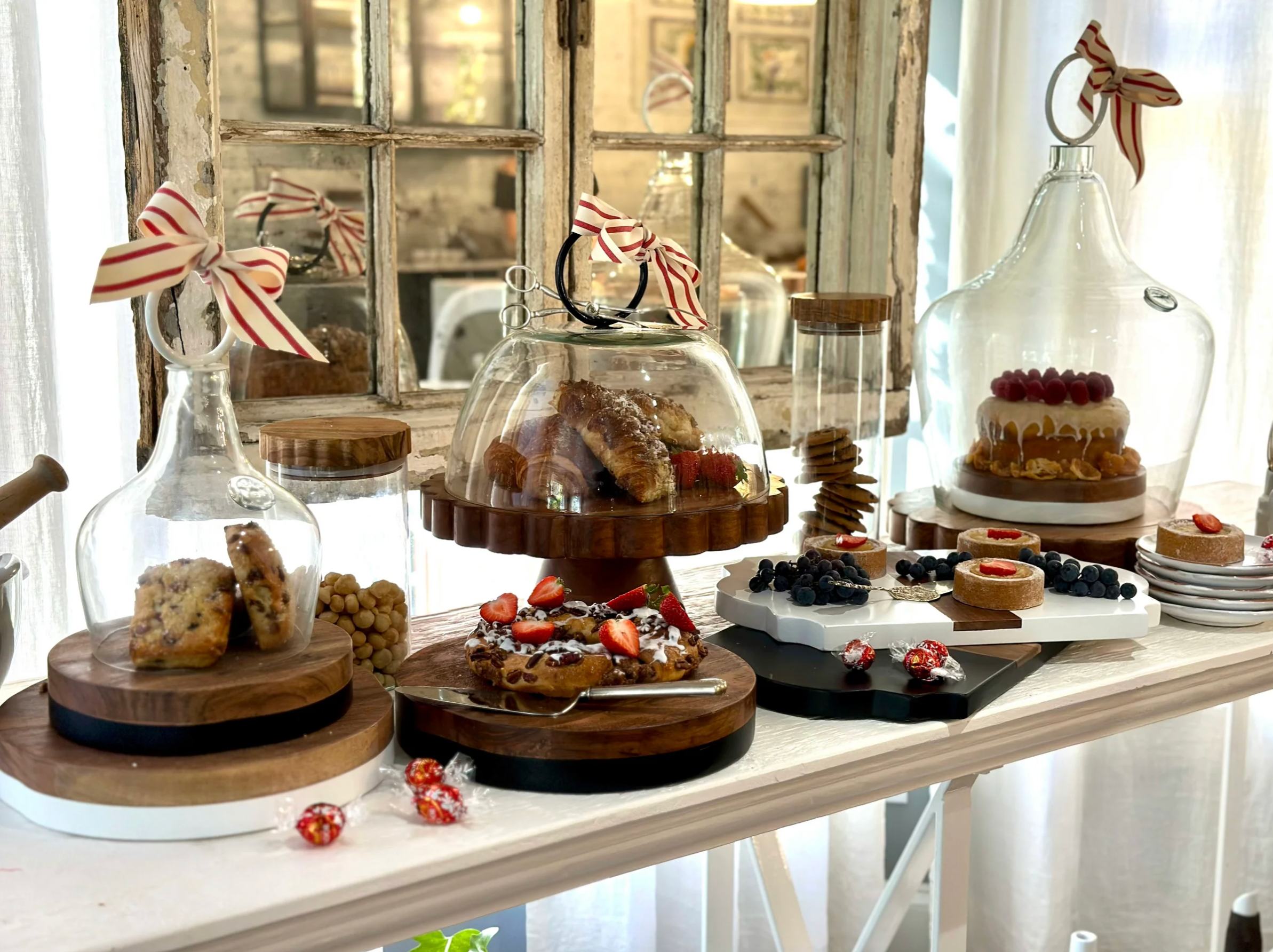 Black Wood Cheese Board Charger