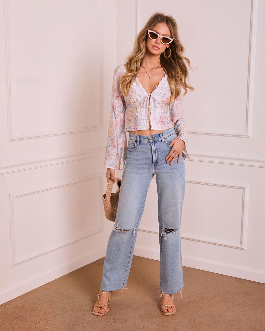 Airy Muse Floral Lace Trim Flyaway Top