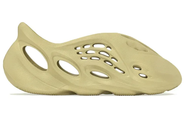 Yeezy Foam Runner 'Sulfur' GV6775