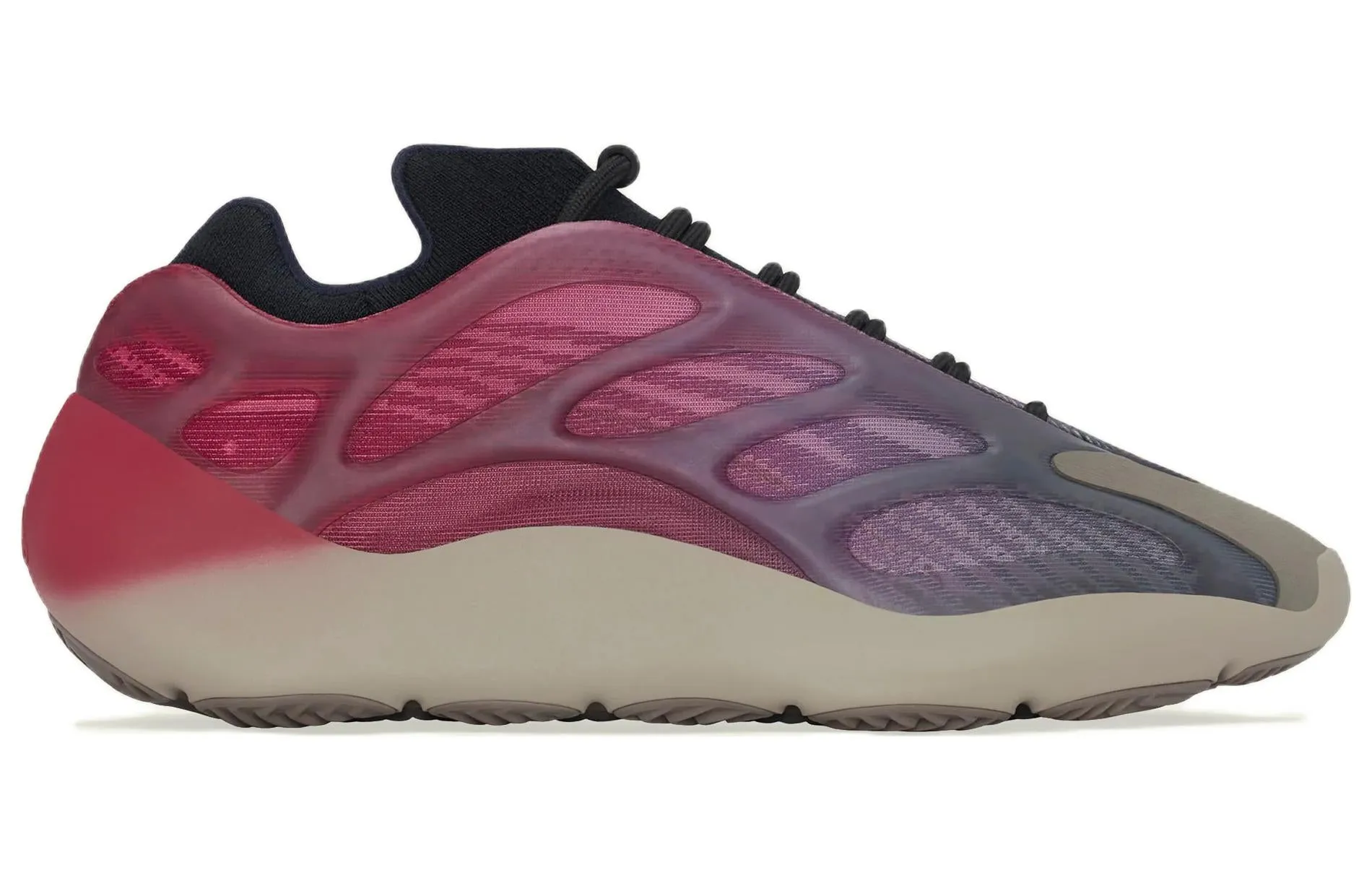 Yeethtzy 700 V3 'Fade Carbon' GW1814