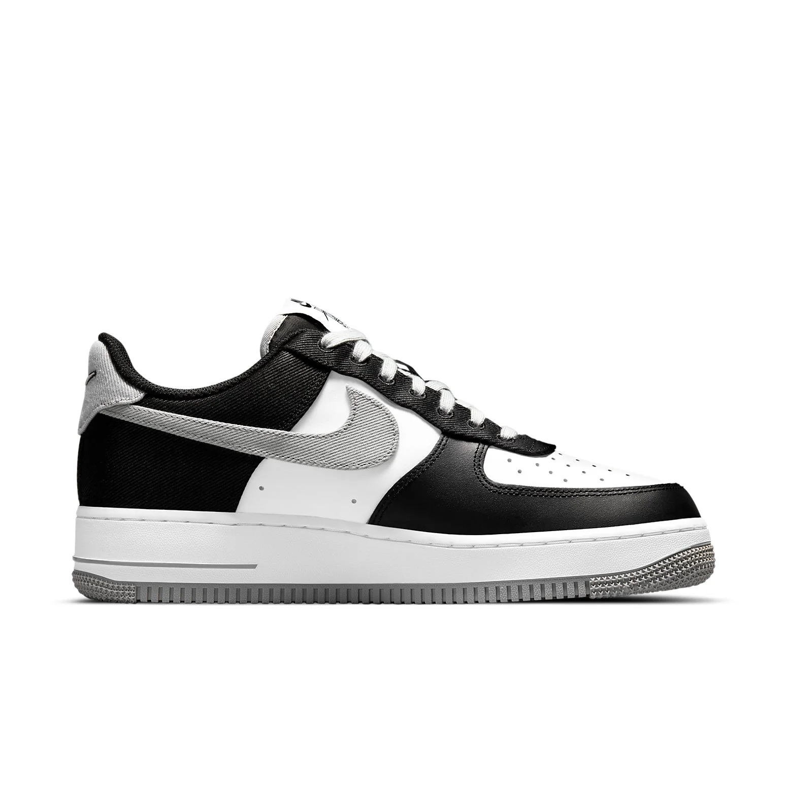 Air Force 1 Low '07 LV8 EMB 'Raiders' CT2301-001