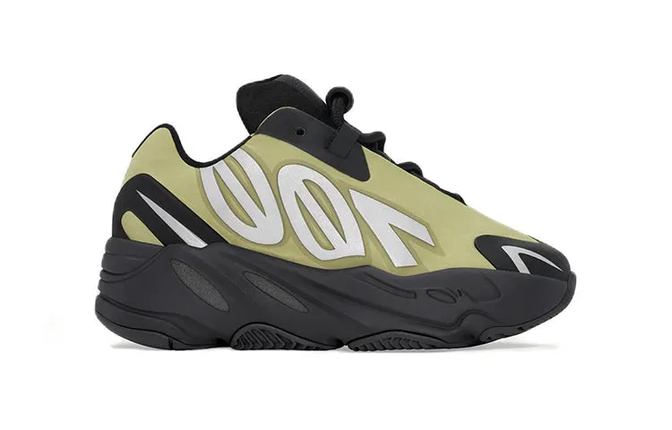 Yeethtzy Boost 700 MNVN Infants 'Resin' GY4812