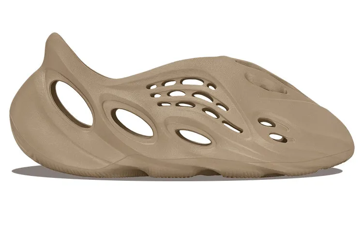 Yeezy Foam Runner 'Clay Taupe' GV6842