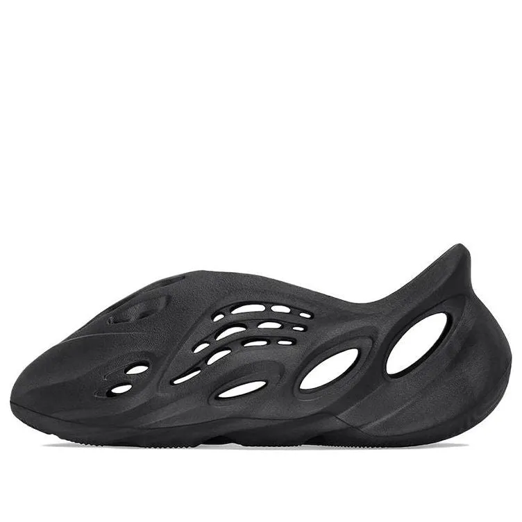 Yeezy Foam Runner 'Onyx' HP8739