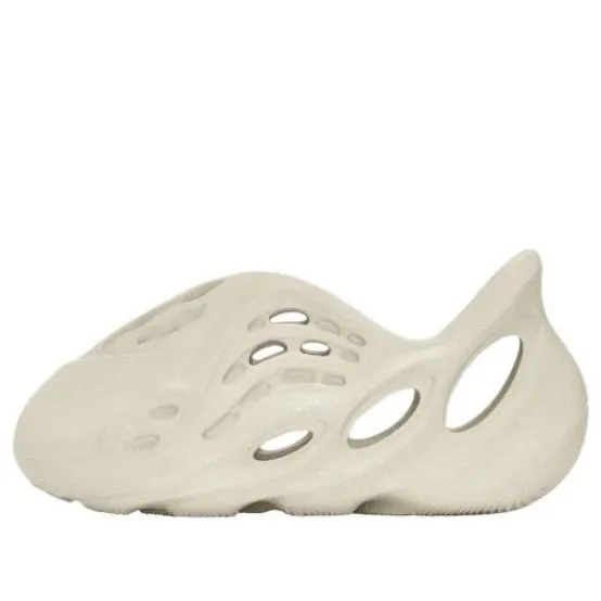 (TD)Yeethtzy Foam Runner Infants 'Sand' GW7231