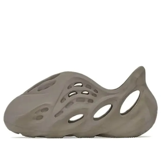 (TD)Yeethtzy Foam Runner 'Stone Sage' GX7296