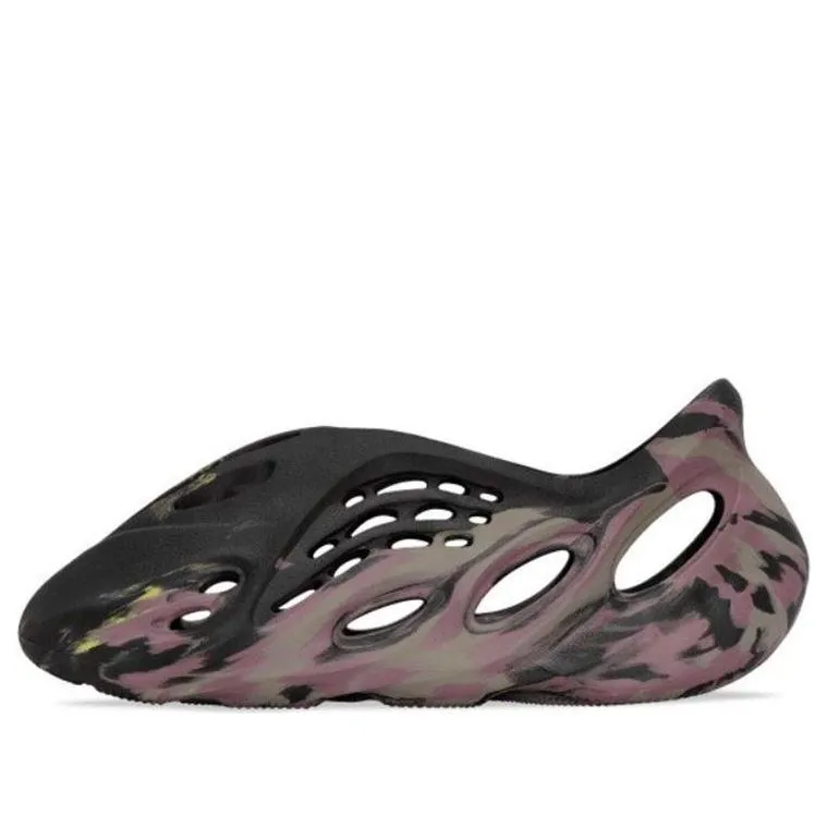 Yeezy Foam Runner 'MX Carbon' IG9562