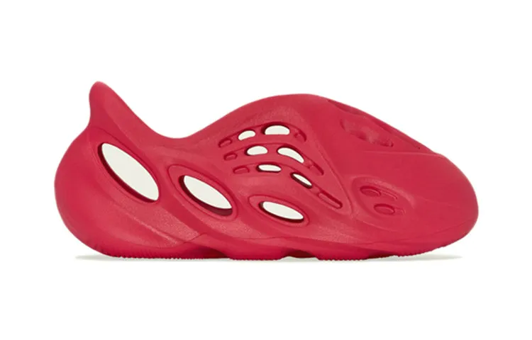 (PS)Yeethtzy Foam Runner Kids 'Vermilion' GX1136