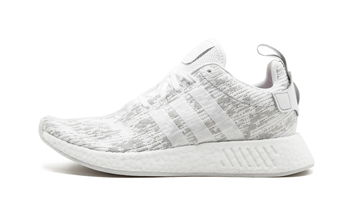 NMD_R2 WMNS