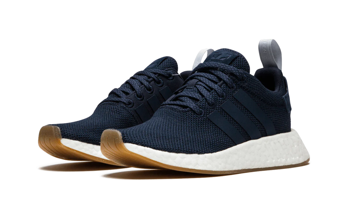 NMD_R2 WMNS