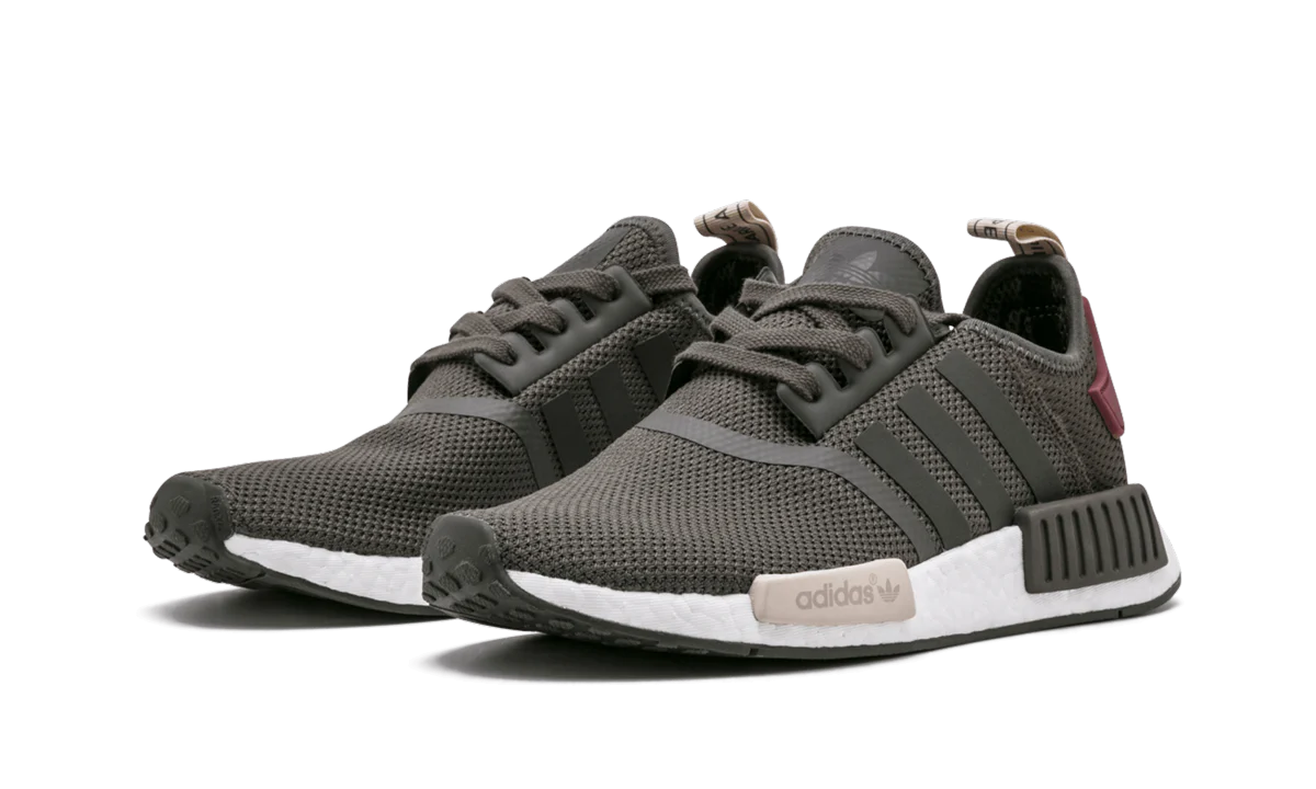 NMD_R1 WMNS