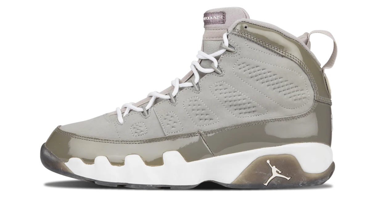 AJ 9 Retro