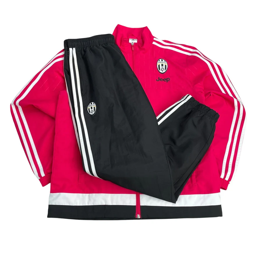 AD Juventus Tracksuit (M)