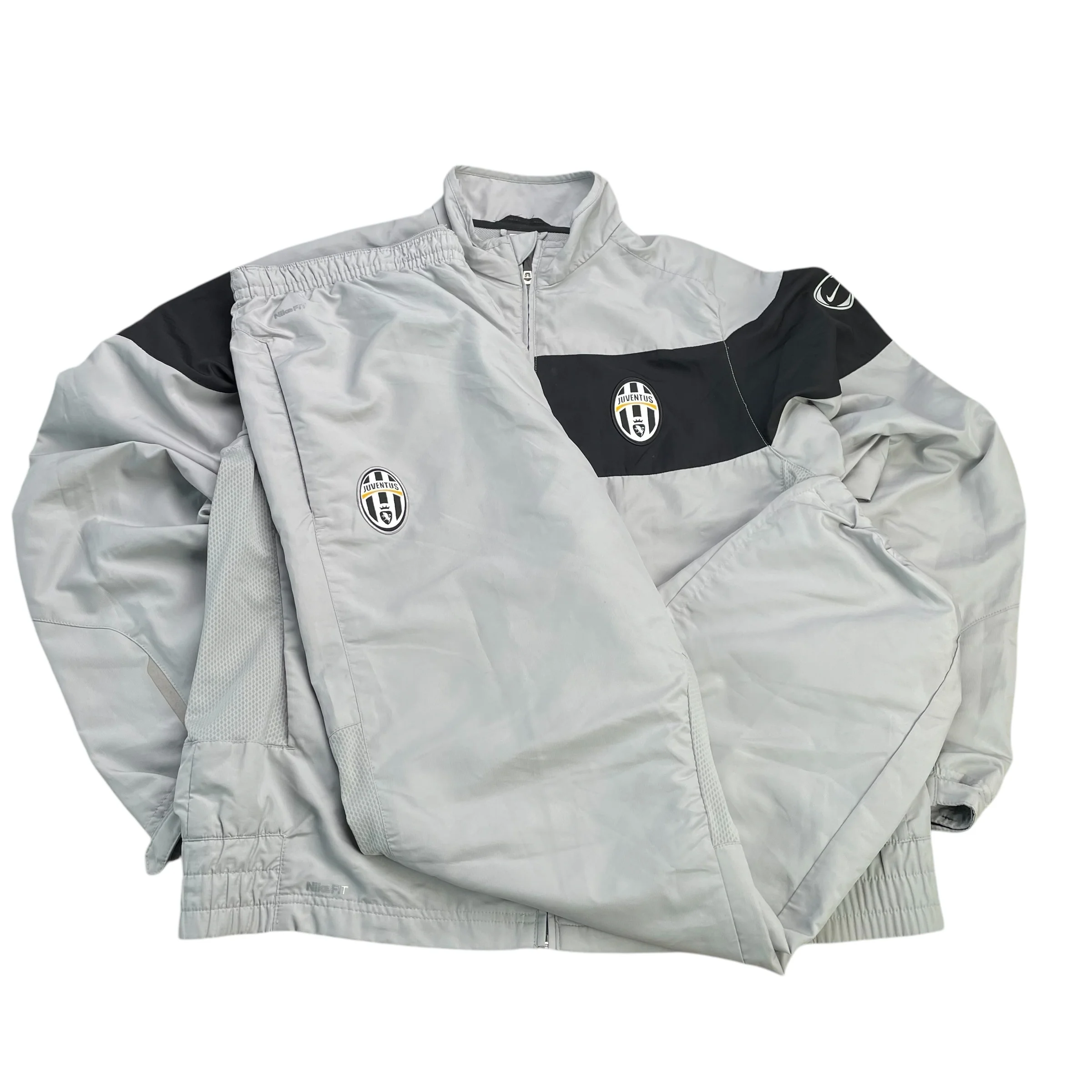 NK Juventus Tracksuit (XL)