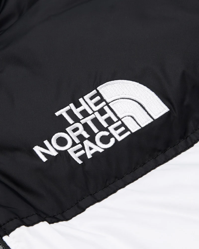TNF 1996 Retro Nuptse 700 Fill Packable Jacket TNF White/TNF Black
