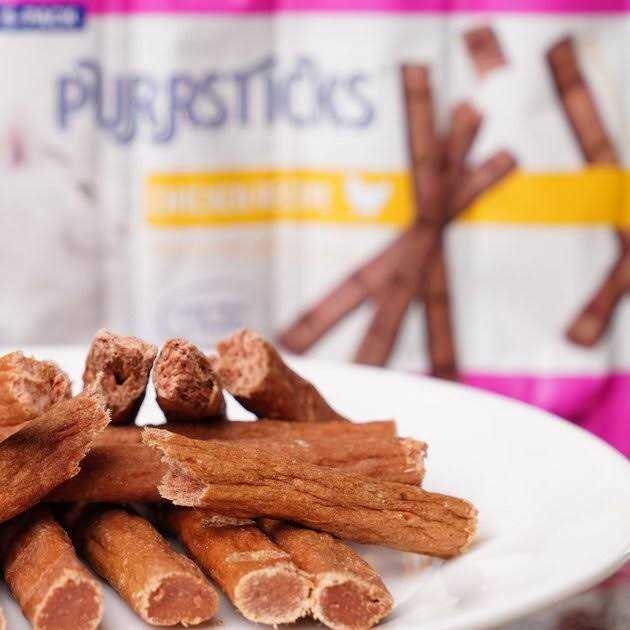 Vitakraft PurrSticks Chicken Cat Treats