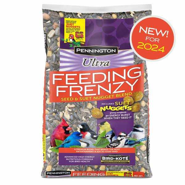 Pennington Feeding Frenzy Seed & Suet Nugget Blend