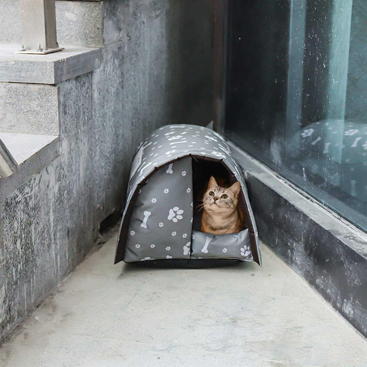 Outdoor Feral Cat House for Winter Weatherproof Waterproof Rainproof Foldable Cotton Filled Thicken Stray Feral Cats Dogs Tent Shelter Home Keep