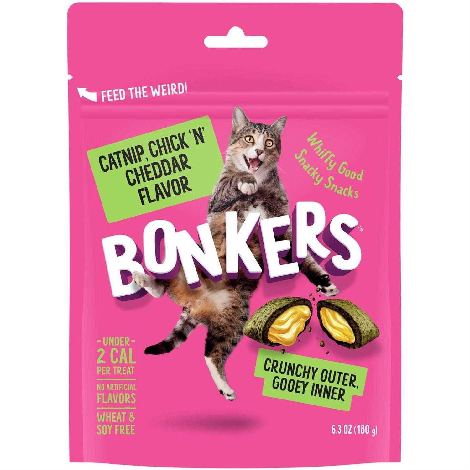 Bonkers Catnip Chick ‘N’ Cheddar Crunchy Cat Treats