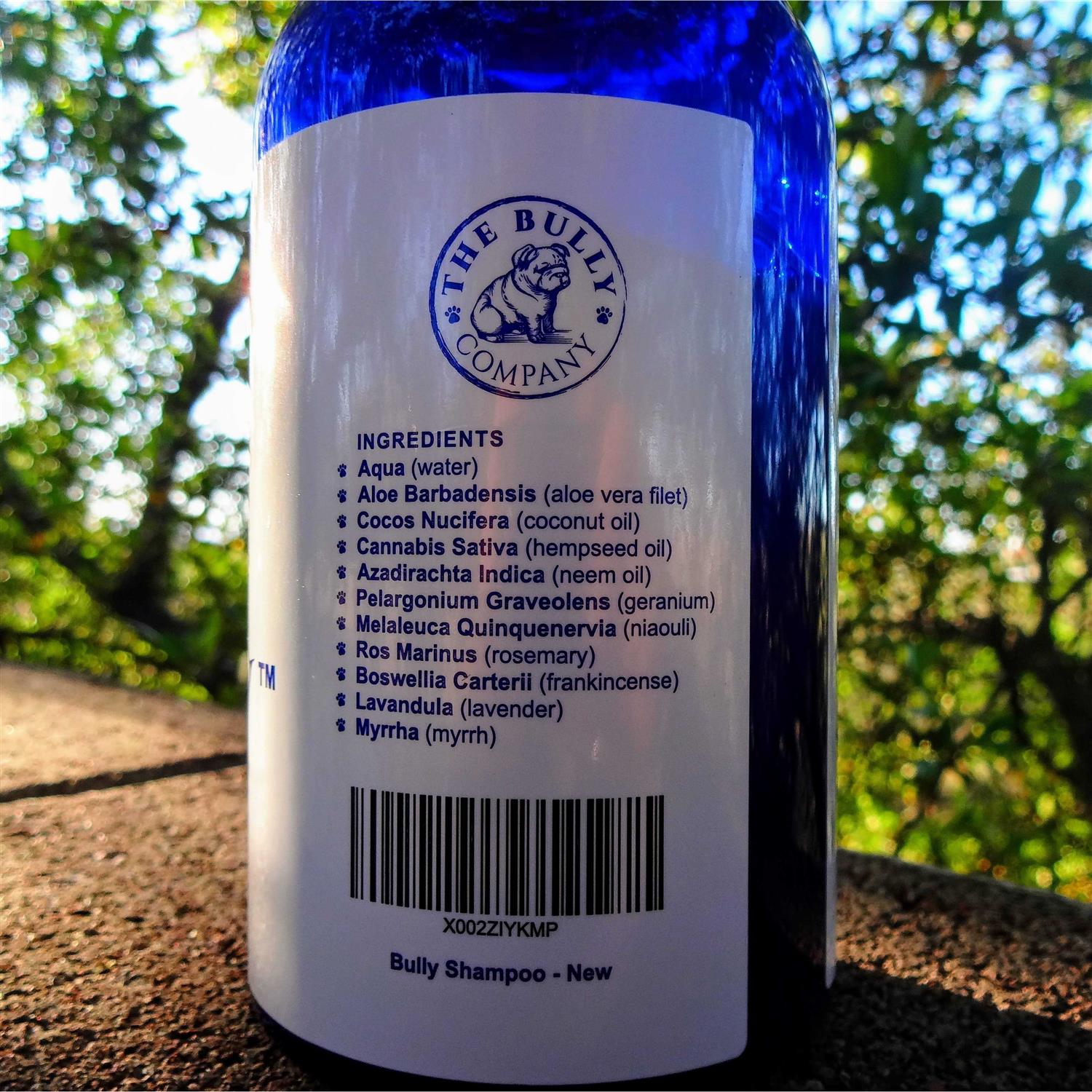 Bully Shampoo Bulldog Dog Shampoo All Natural Organic Formula Refreshing Botanical Scent. Specifically for Bulldog Breeds and Itchy Skin. Leaves