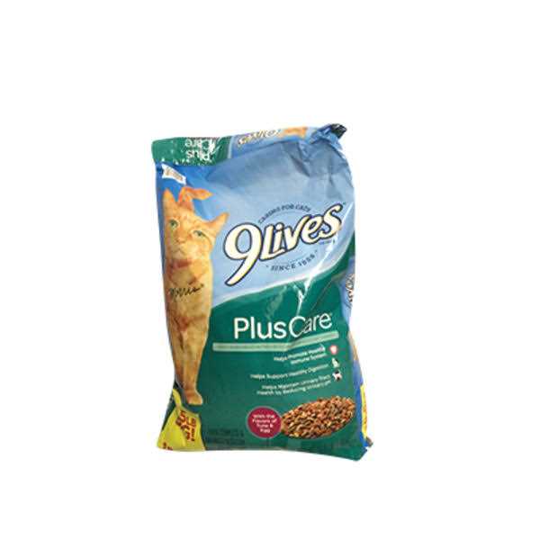 9lives Dry Cat Food with Chicken Turkey Flavors