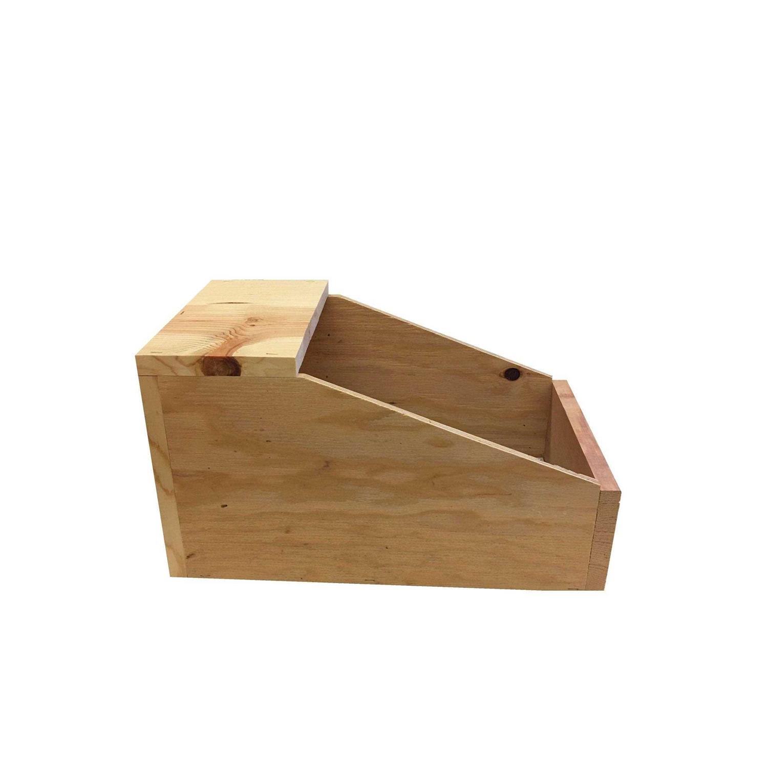Harvest Lane Honey Rabbit Nesting Box