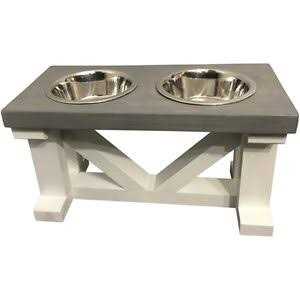 Bearwood Essentials Farmhouse Elevated Dog Feeder