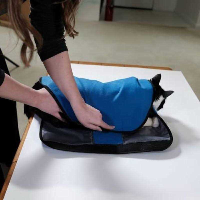 Jokari Animal Hugger