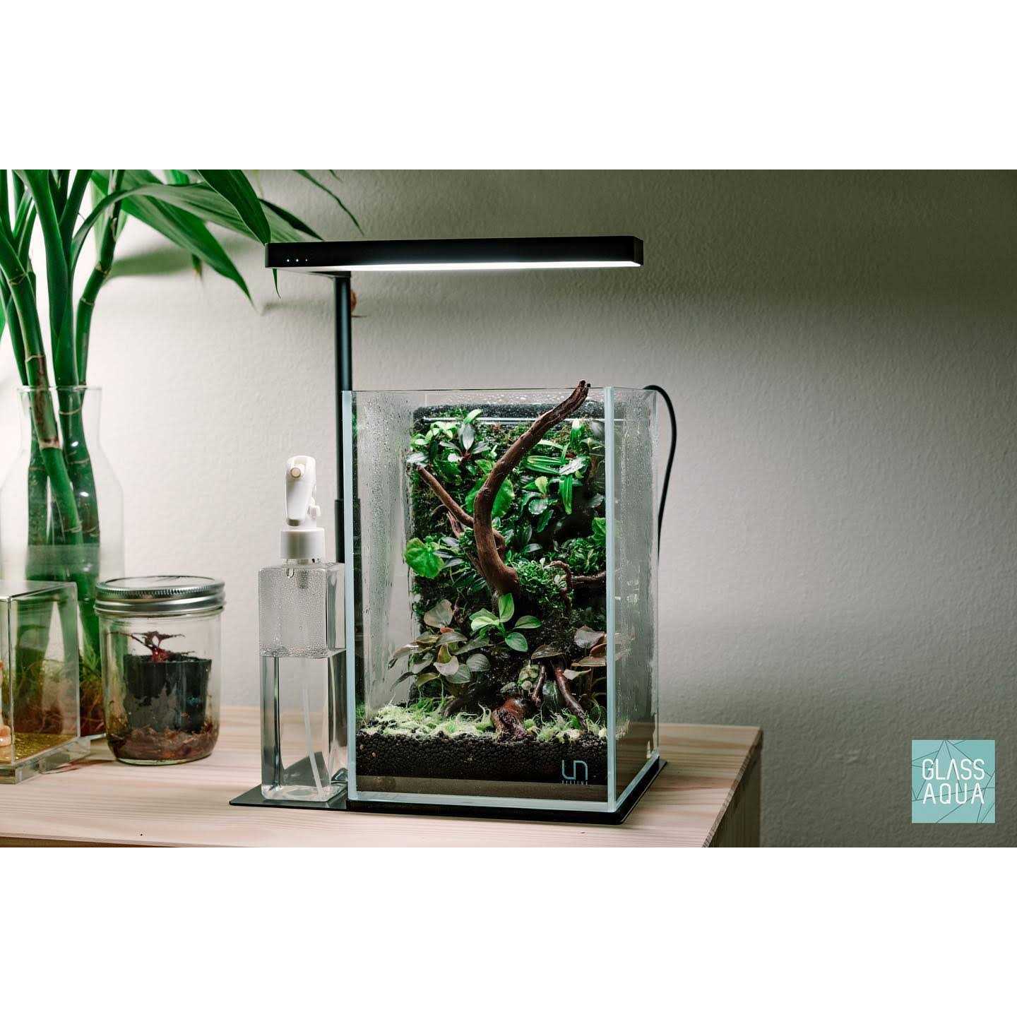 UNS 16T 1.5 Gallon Ultra Clear Rimless Aquarium