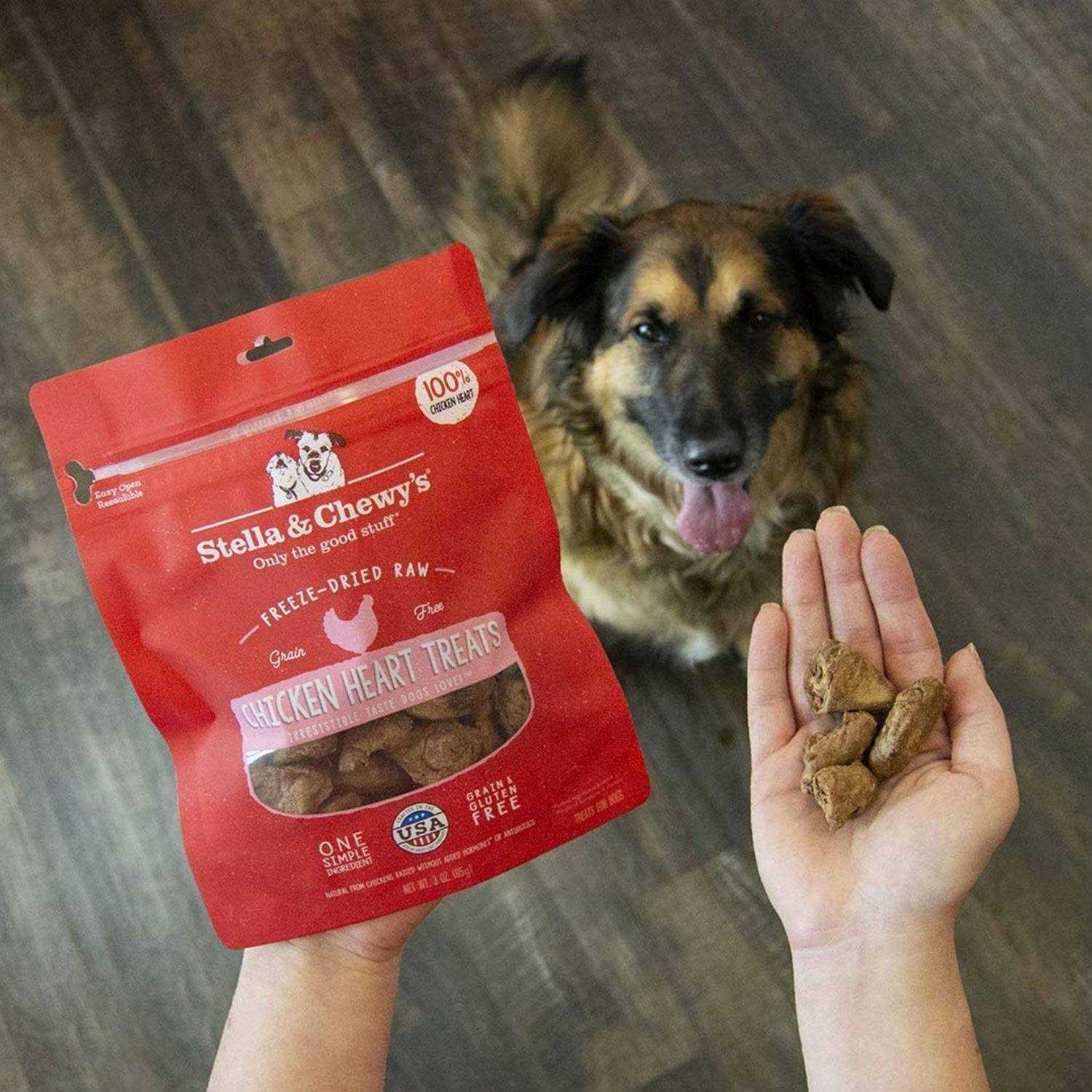 Stella & Chewy’s Chicken Hearts Freeze-Dried Dog Treats