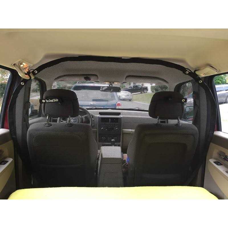 The great Divide Pet Travel Barrier