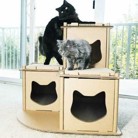 Petique Feline Fortress Cat House
