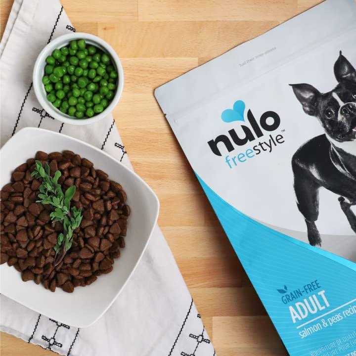 Nulo Freestyle Adult Salmon & Peas Grain-Free Dry Dog Food